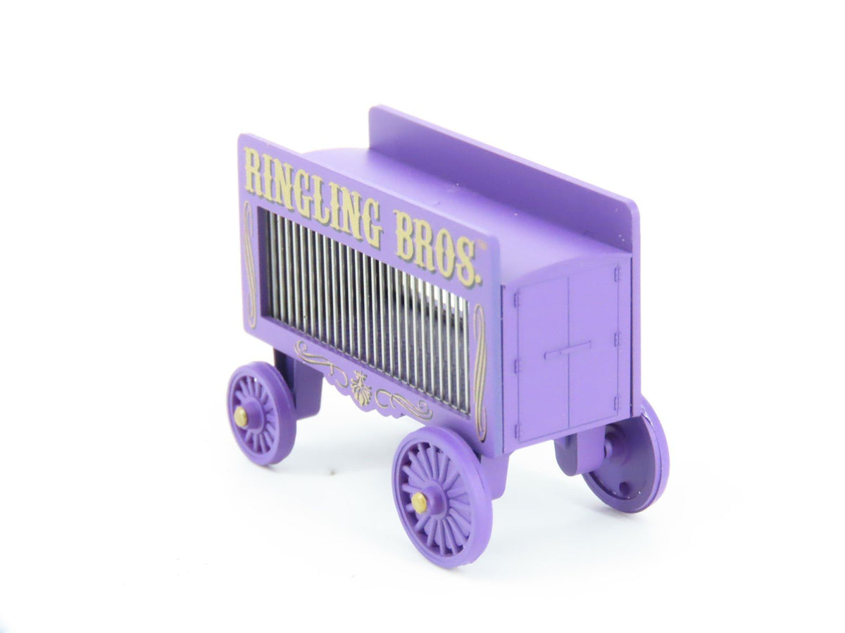 N Micro-Trains MTL 47000069 Ringling Bros Barnum &amp; Bailey Circus Wagon 2-Pack