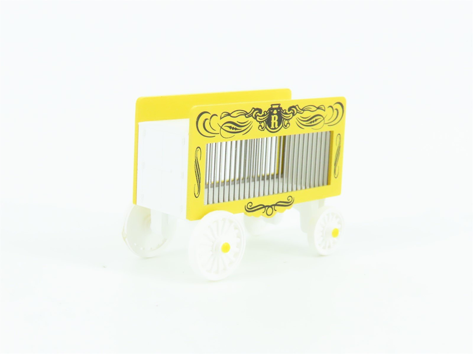 N Micro-Trains MTL 47000129 Ringling Bros Barnum & Bailey Circus Wagon 2-Pack