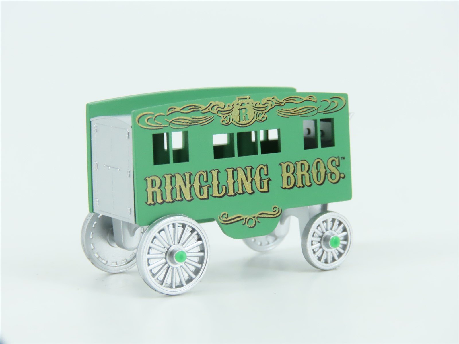 N Micro-Trains MTL 47000129 Ringling Bros Barnum & Bailey Circus Wagon 2-Pack