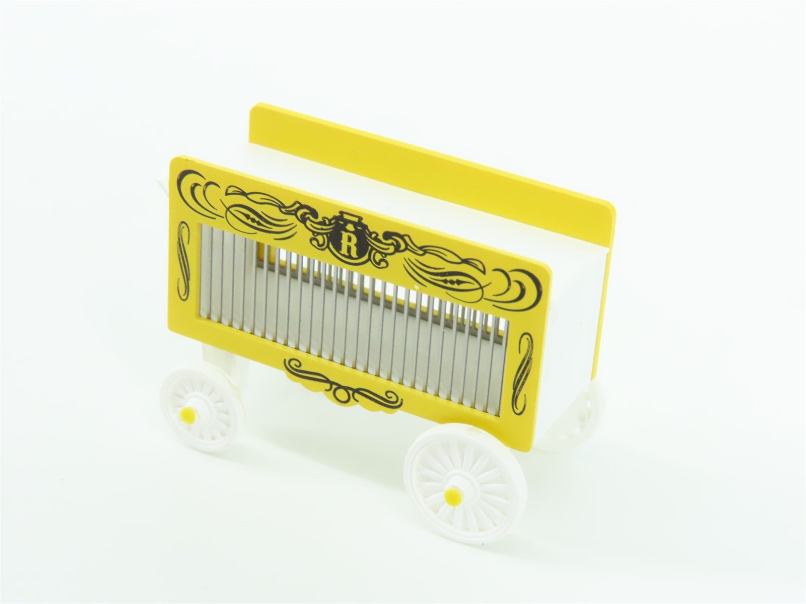 N Micro-Trains MTL 47000129 Ringling Bros Barnum & Bailey Circus Wagon 2-Pack