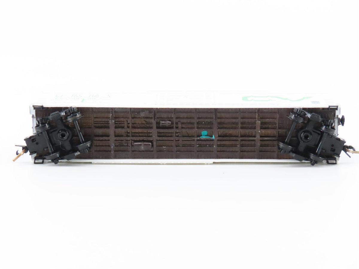 N Scale Micro-Trains MTL/Kadee 27160 CV Central Vermont 50&#39; Boxcar #50098