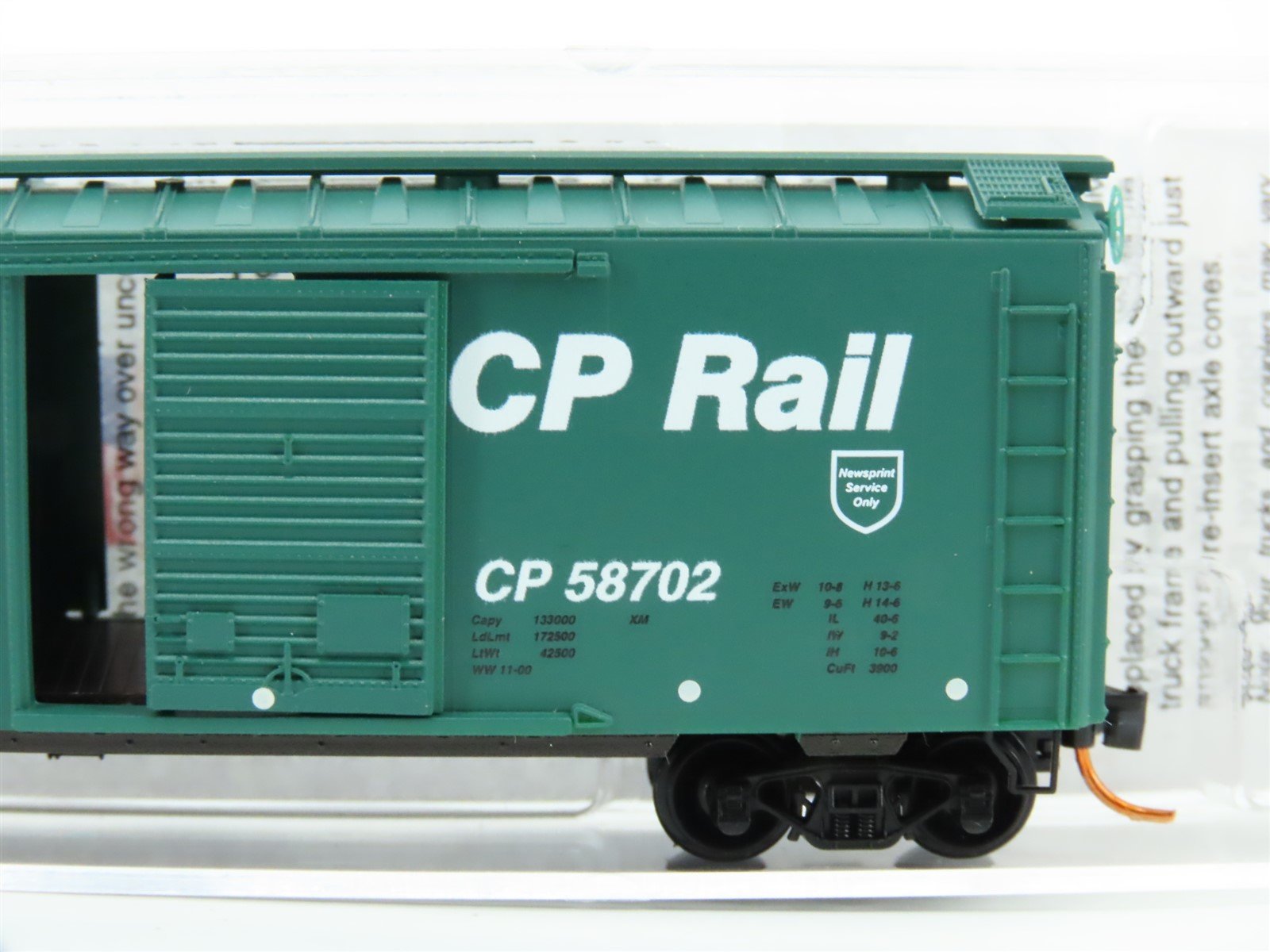 N Scale Micro-Trains MTL 02000936 CP Rail 40' Single Door Box Car #58702