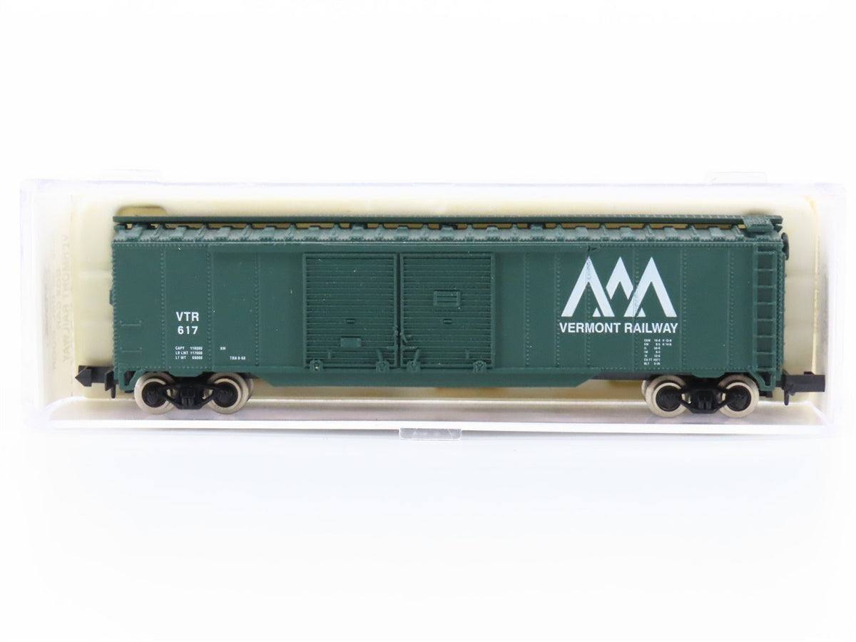 N Scale Atlas 3630 VT Vermont Rail 50&#39; Double Door Boxcar #617