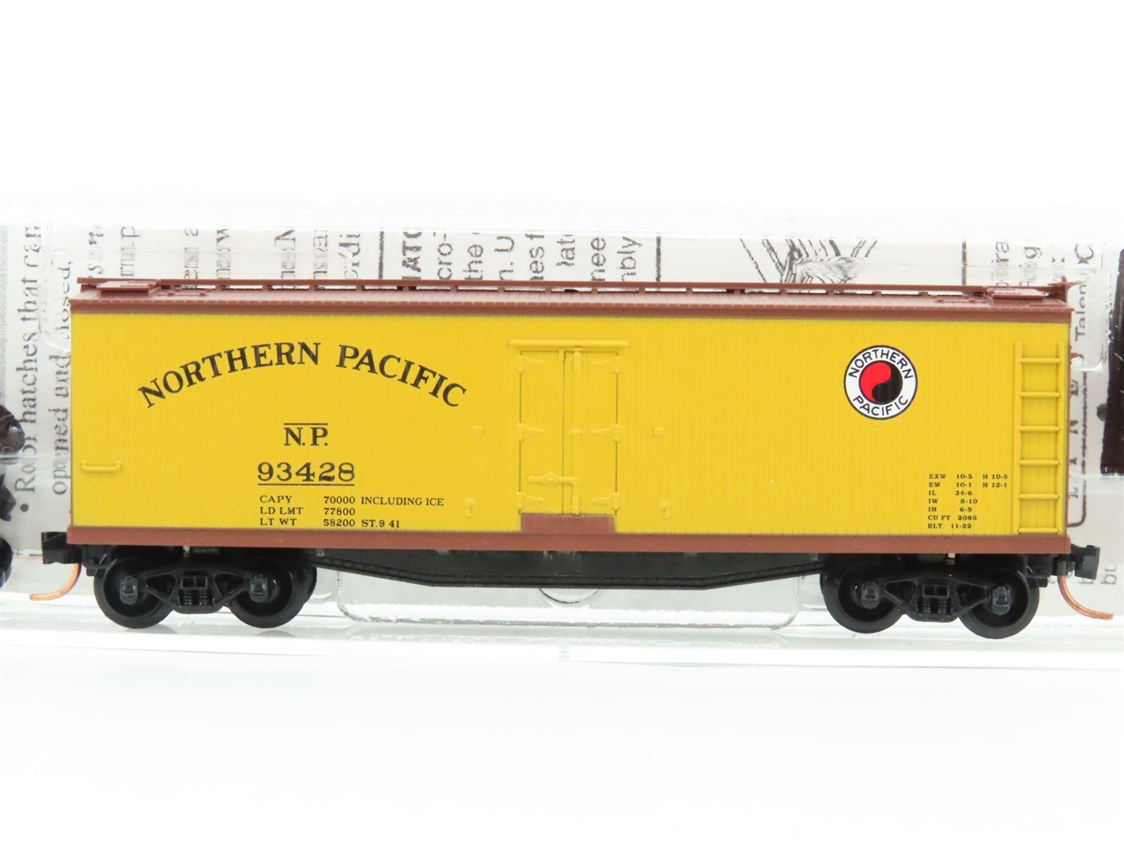 N Scale Micro-Trains MTL 49260 CN Canadian National 40' Wood Reefer #93428