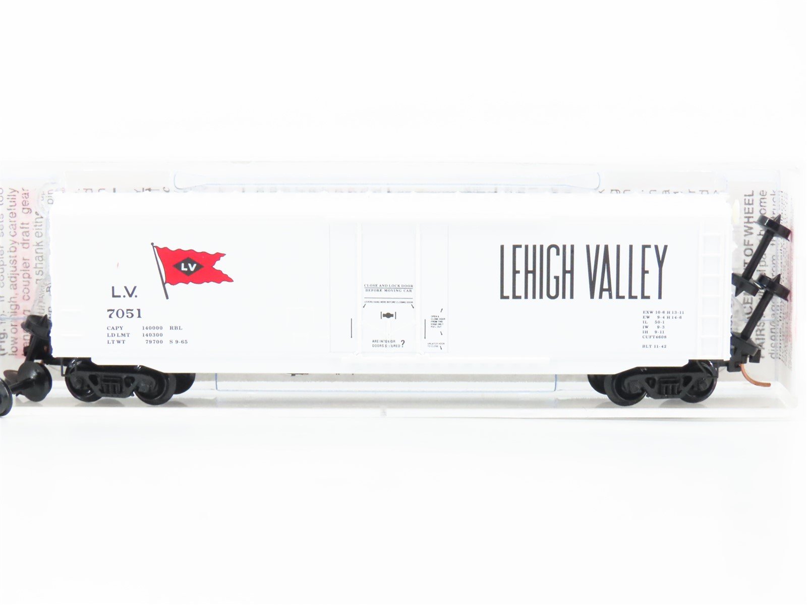 N Scale Micro-Trains MTL 38210 LV Lehigh Valley 50' Standard Boxcar #7501