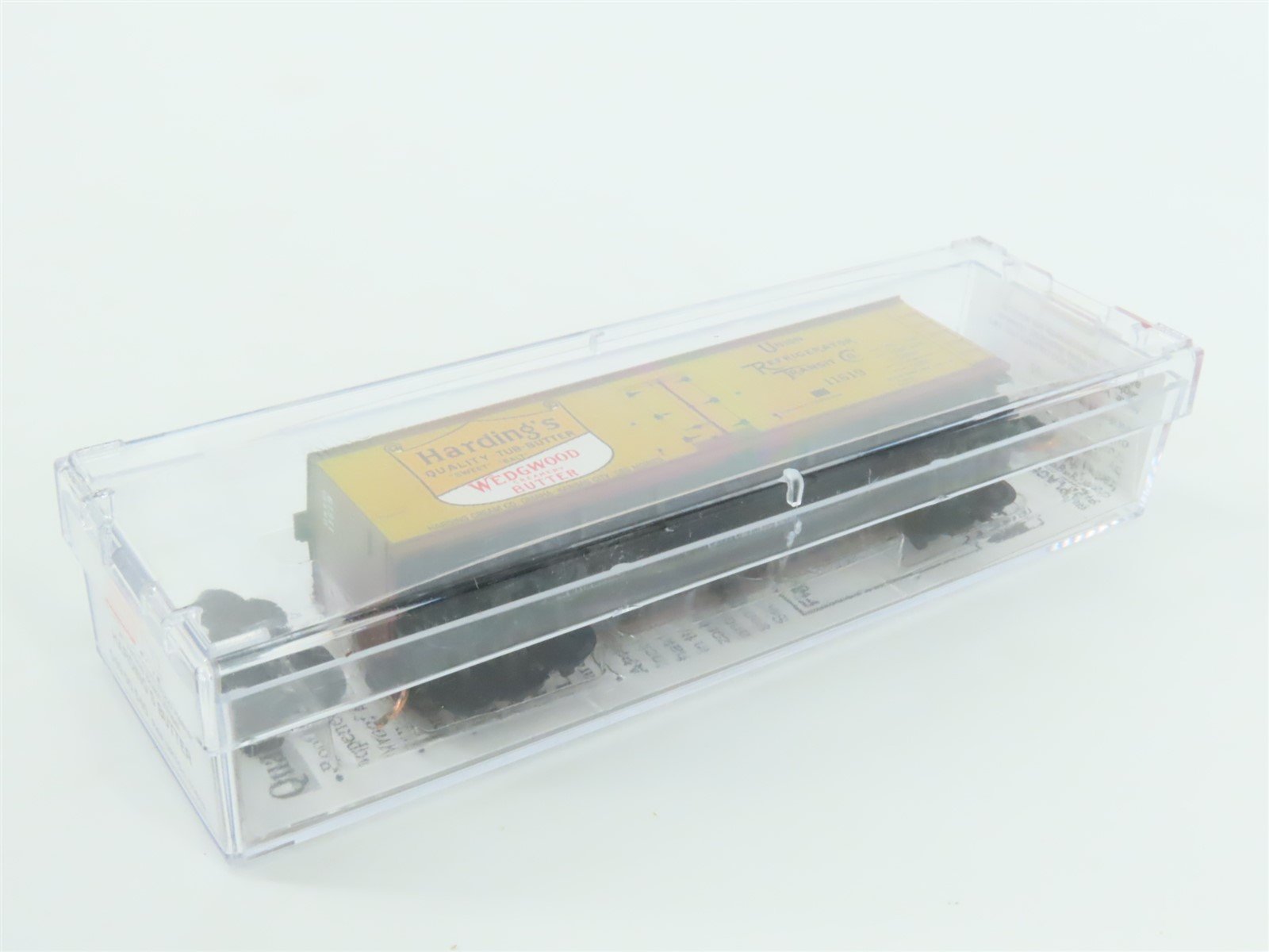 N Scale Micro-Trains MTL 04900540 URTCo Harding's Butter 40' Reefer #11619