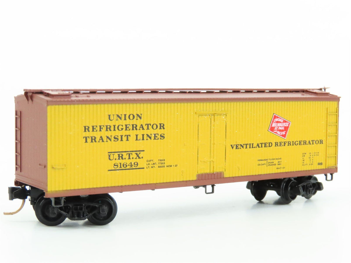N Scale Kadee Micro-Trains MTL 49160 URTX CMStP&amp;P 40&#39; Wood Reefer #81649