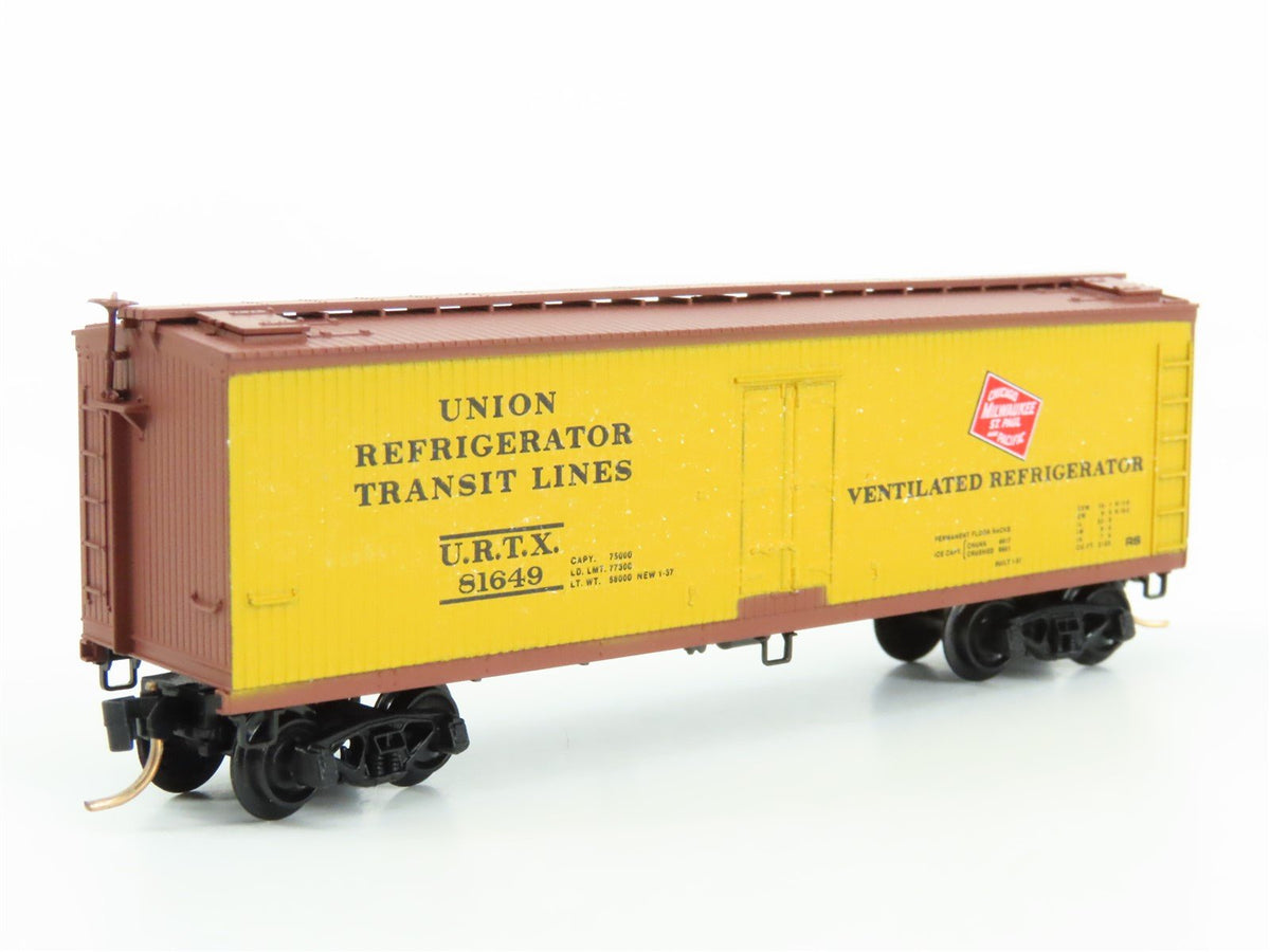 N Scale Kadee Micro-Trains MTL 49160 URTX CMStP&amp;P 40&#39; Wood Reefer #81649