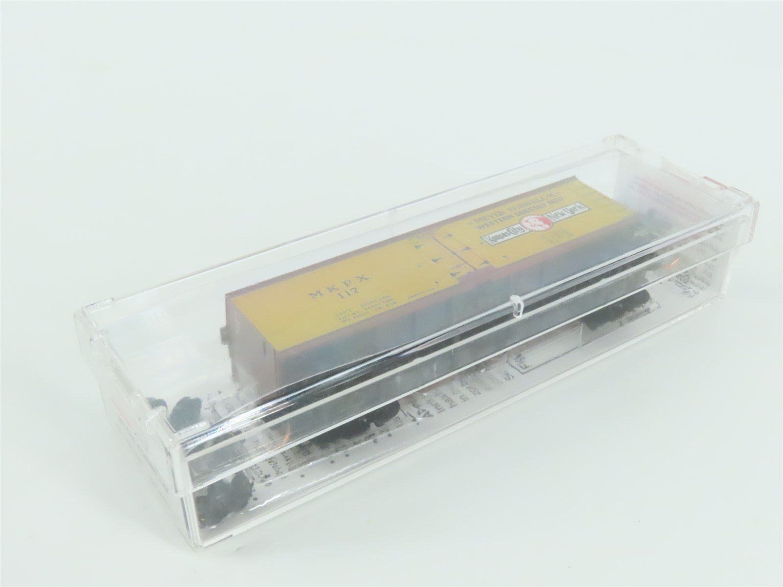 N Scale Micro-Trains MTL 04900100 MKPX Meyer Kornblum 40' Wood Reefer #117