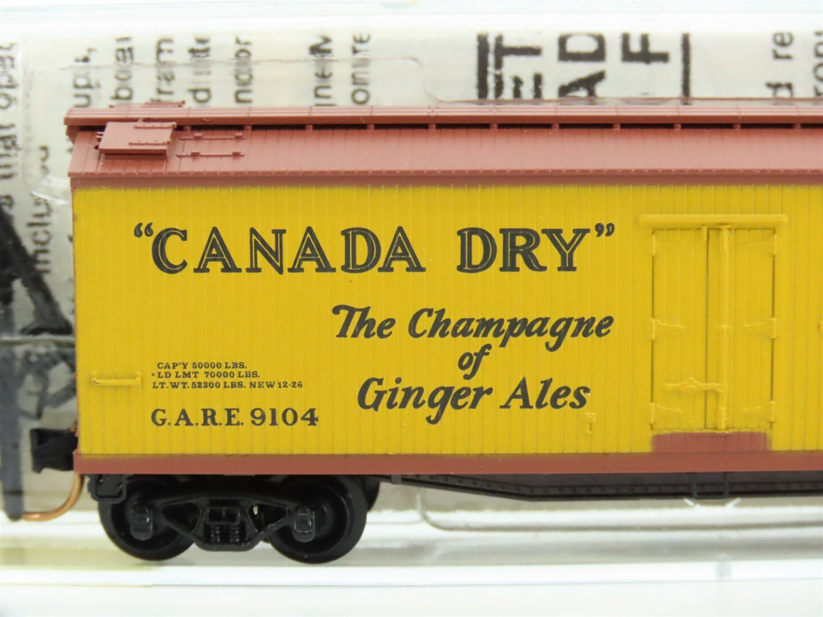 N Scale Kadee Micro-Trains MTL 49190 GARE Canada Dry 40&#39; Wood Reefer #9104