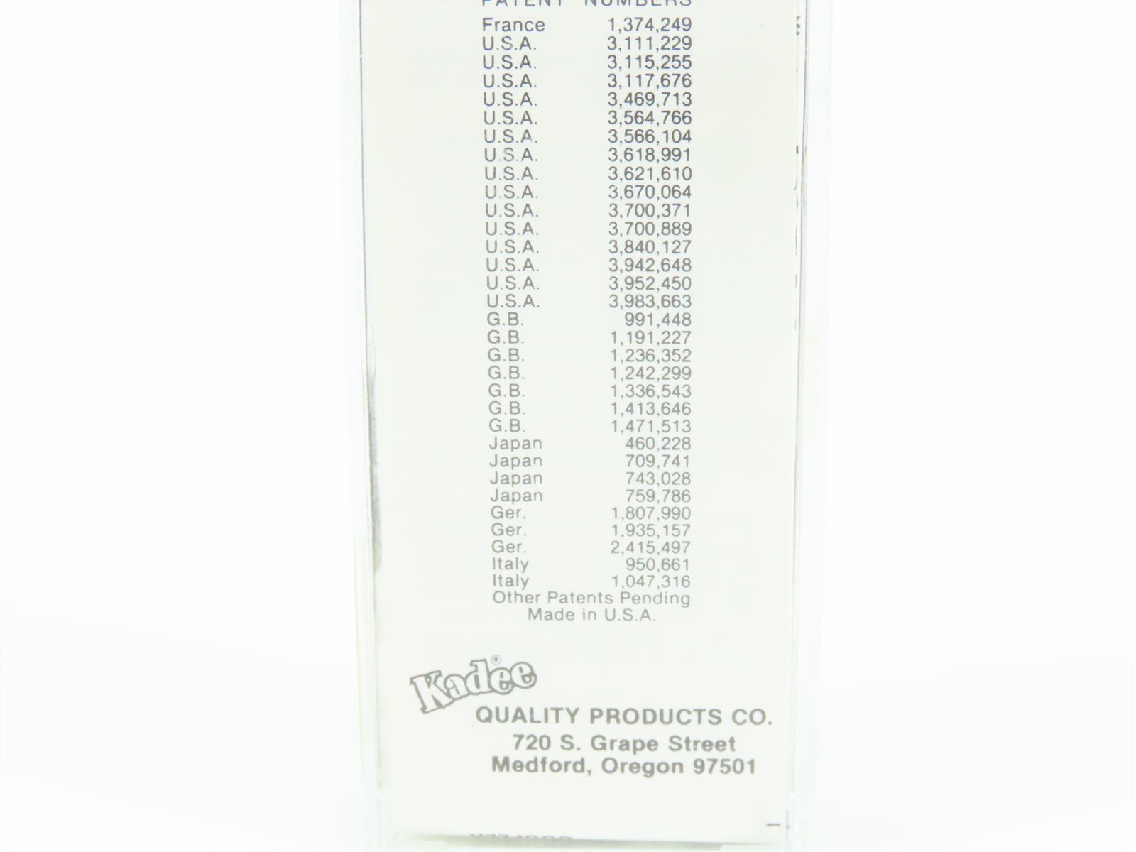 N Scale Kadee Micro-Trains MTL 49190 GARE Canada Dry 40' Wood Reefer #9104