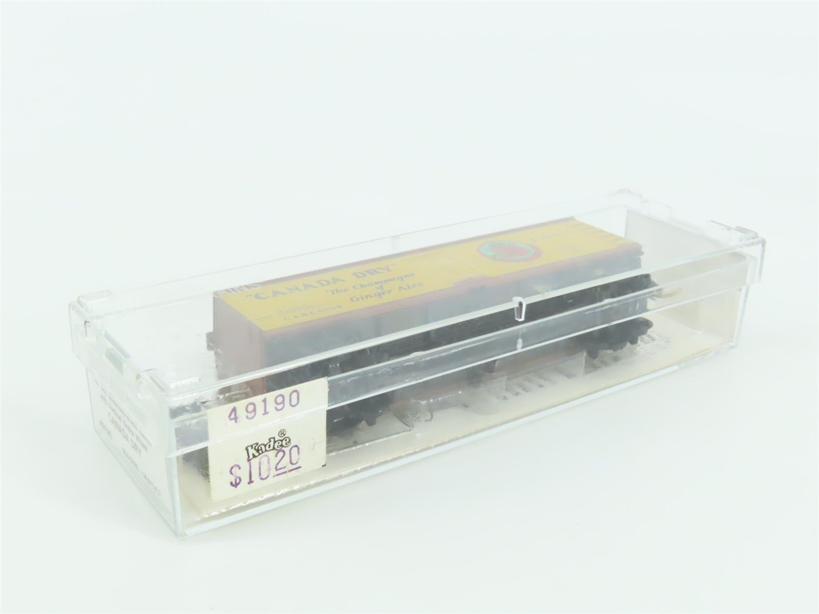 N Scale Kadee Micro-Trains MTL 49190 GARE Canada Dry 40' Wood Reefer #9104