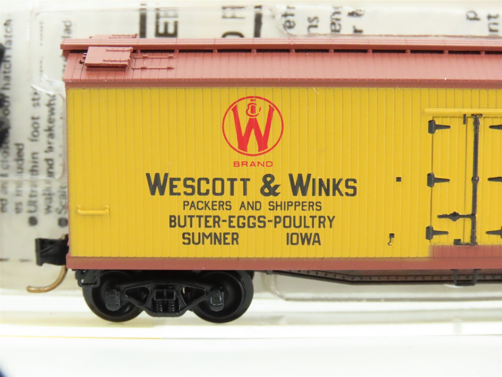 N Scale Micro-Trains MTL 49380 URTC Wescott & Winks 40' Wood Reefer #10700