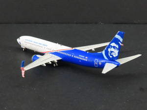 1:400 Gemini Jets GJASA1624 Die-Cast Alaska Airlines B737-900ER Airliner