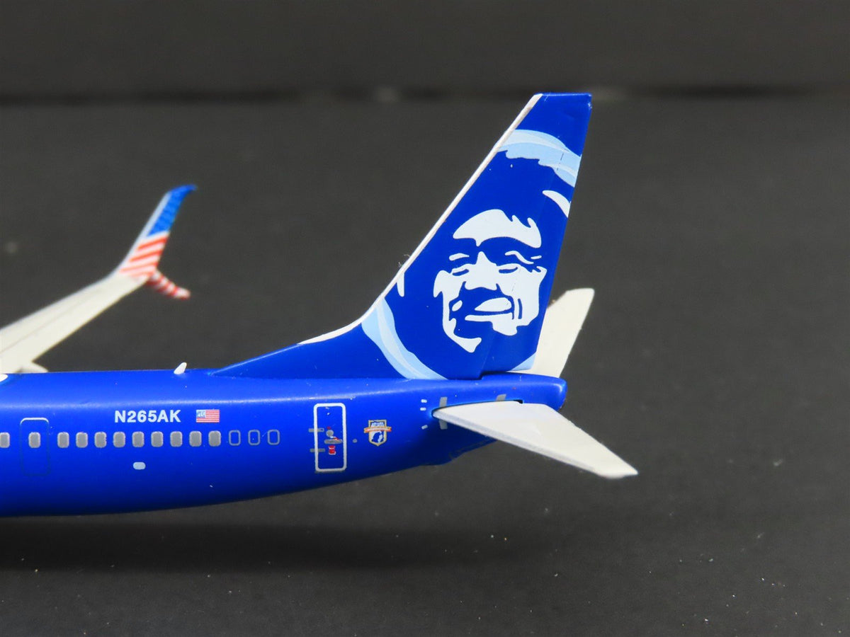 1:400 Gemini Jets GJASA1624 Die-Cast Alaska Airlines B737-900ER Airliner