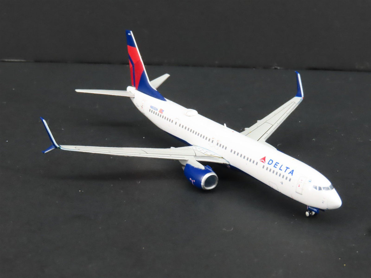 1:400 Gemini Jets GJDAL1628 Die-Cast Delta Airlines B737-900ER Airliner