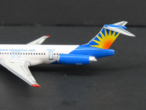 1:400 Gemini Jets GJAAY550C Die-Cast Allegiant McDonnell Douglas MD-82 Airliner