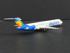 1:400 Gemini Jets GJAAY550C Die-Cast Allegiant McDonnell Douglas MD-82 Airliner