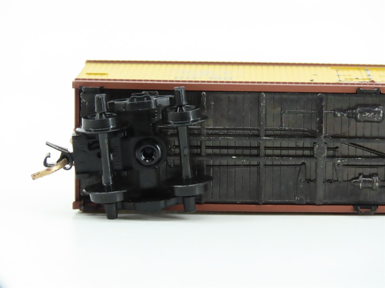 N Scale Micro-Trains MTL 49230 ART Crazy Water Crystals 40' Wood Reefer #417