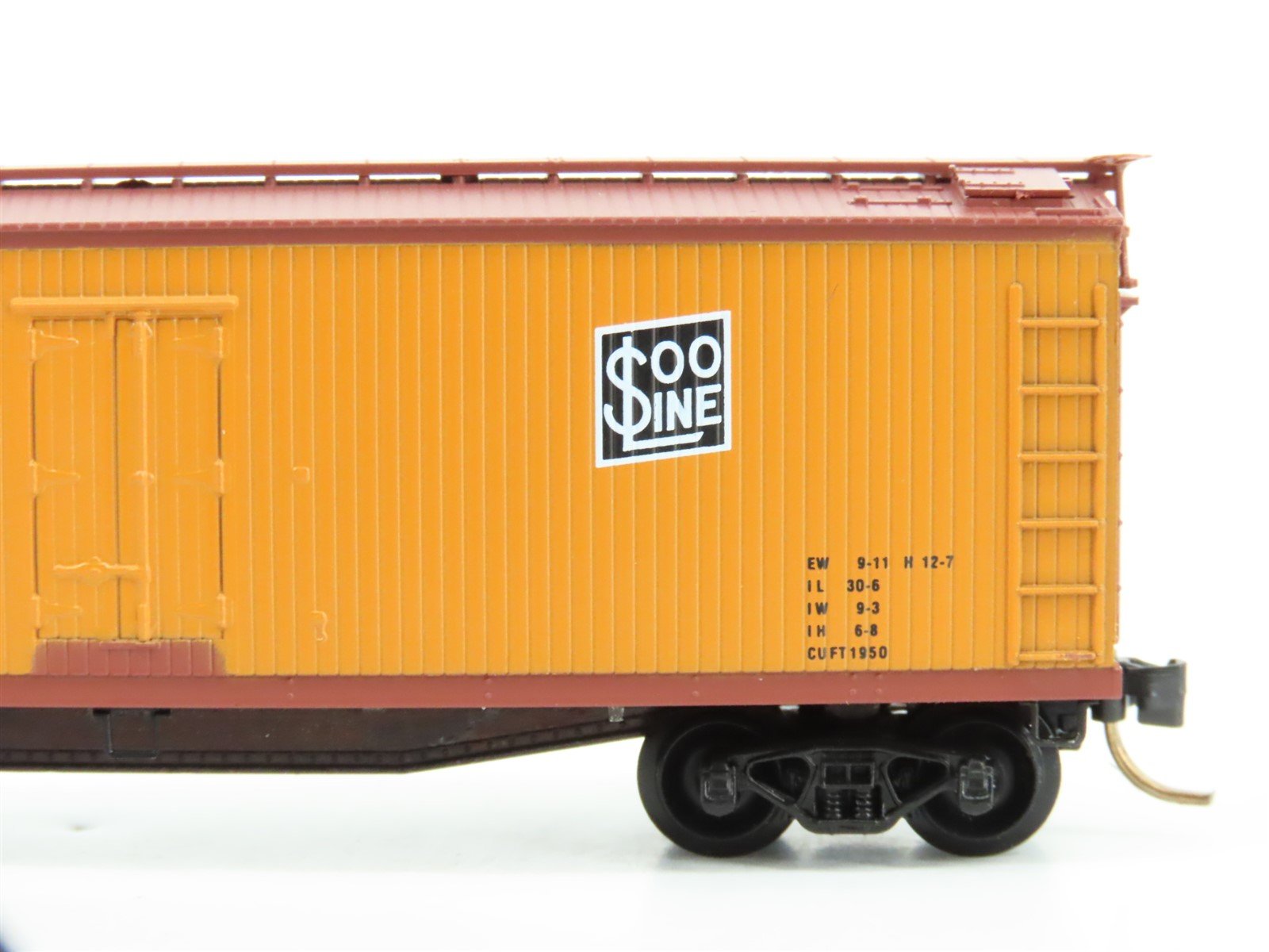 N Scale Micro-Trains MTL 49300 URTX SOO Line 40' Wood Reefer #2018