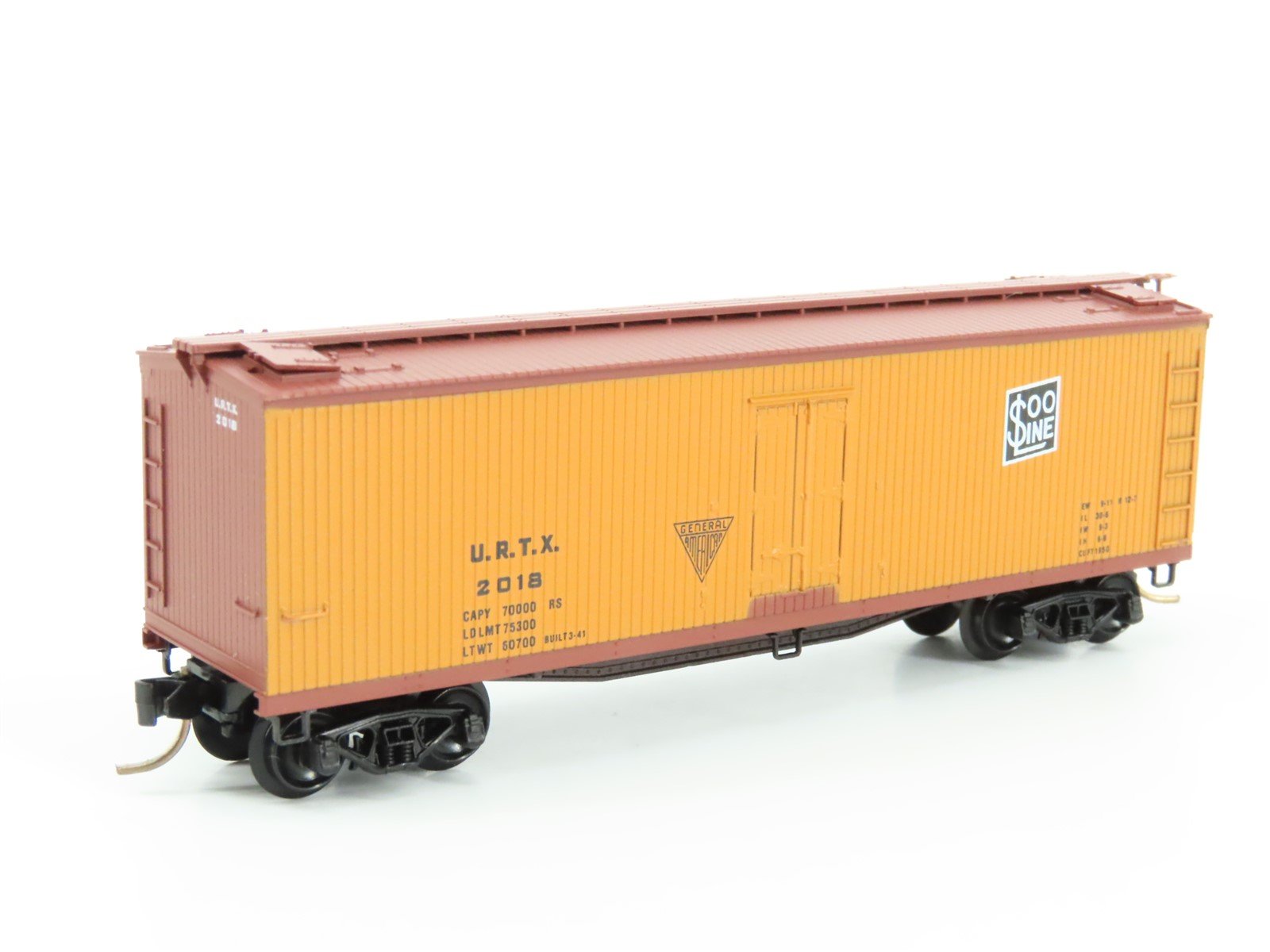 N Scale Micro-Trains MTL 49300 URTX SOO Line 40' Wood Reefer #2018