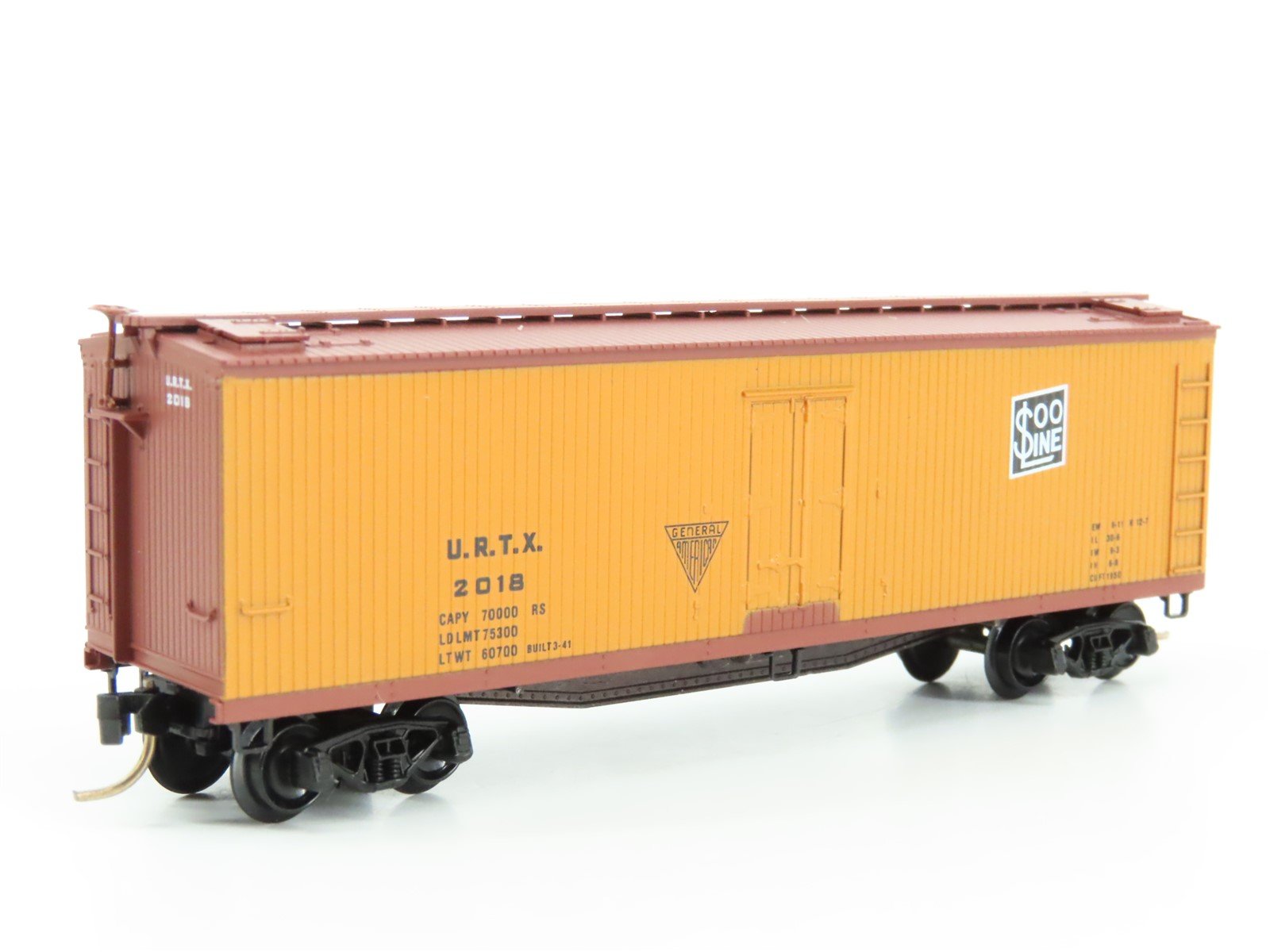 N Scale Micro-Trains MTL 49300 URTX SOO Line 40' Wood Reefer #2018