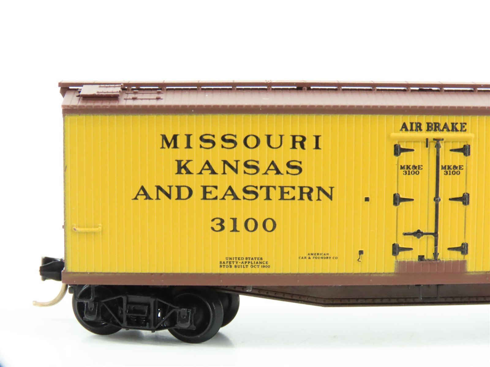 N Scale Micro-Trains MTL 49360 MK&E Missouri Kansas & Eastern 40' Reefer #3100