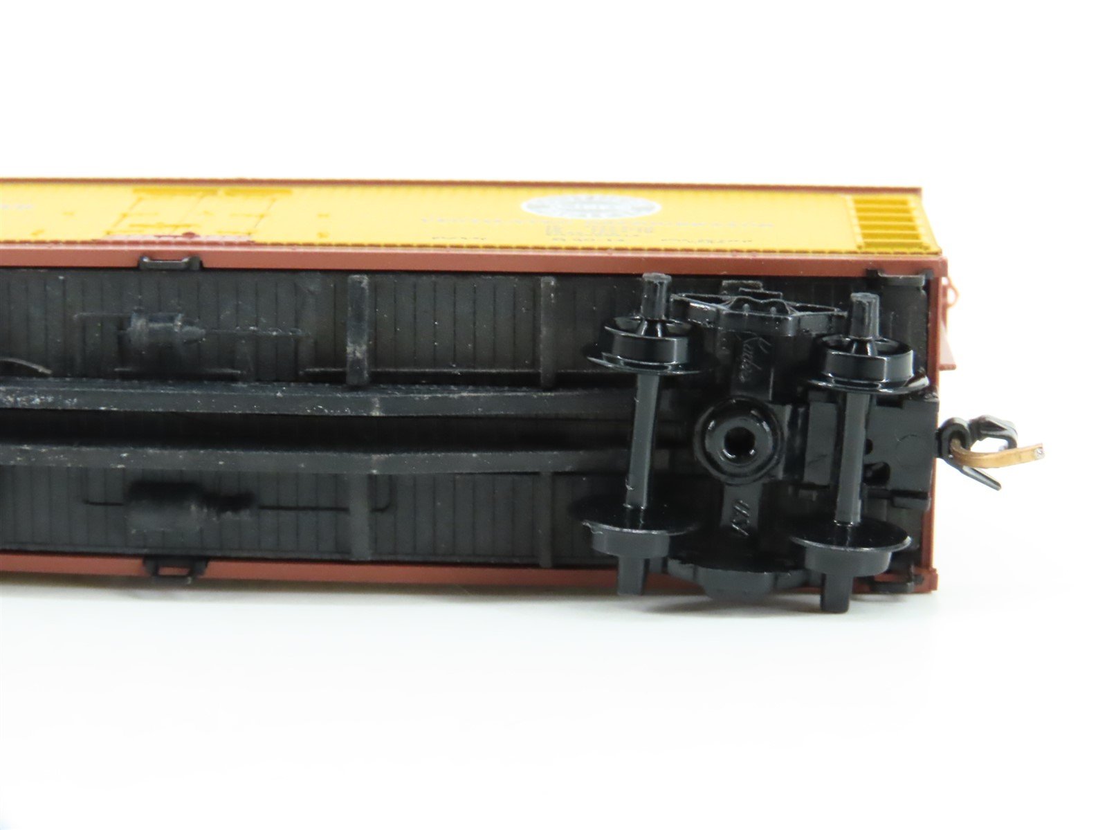 N Kadee Micro-Trains MTL 49250 SP UP PFE Pacific Fruit Express 40' Reefer #31425