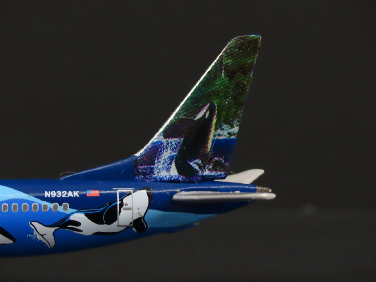 1:400 AeroClassics BBX41637 Die-Cast Alaska &quot;Orca&quot; Boeing 737MAX Airliner N932AK