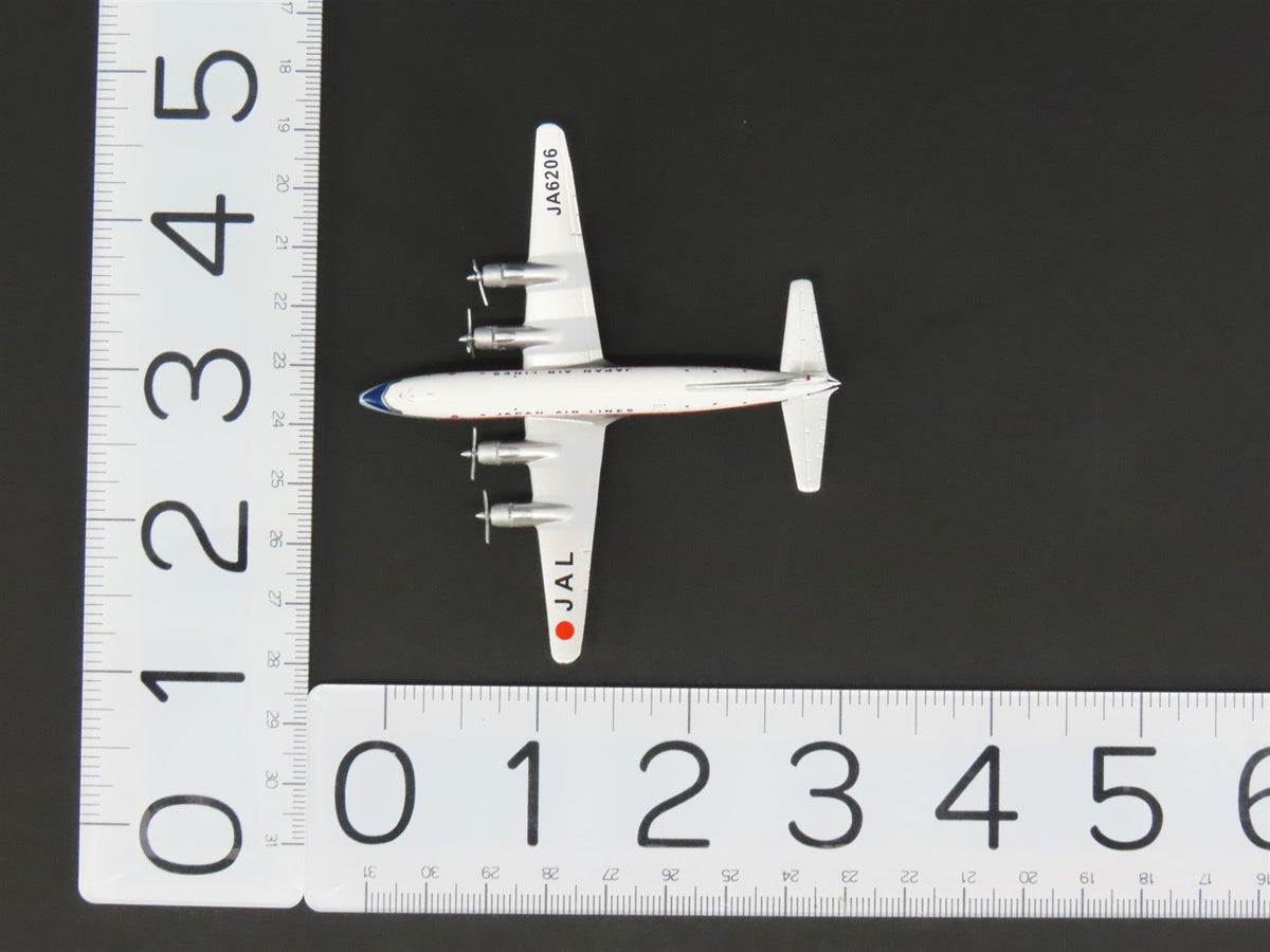1:400 AeroClassics AC411067 Die-Cast JAL Japan Douglas DC-6 Airliner JA6206