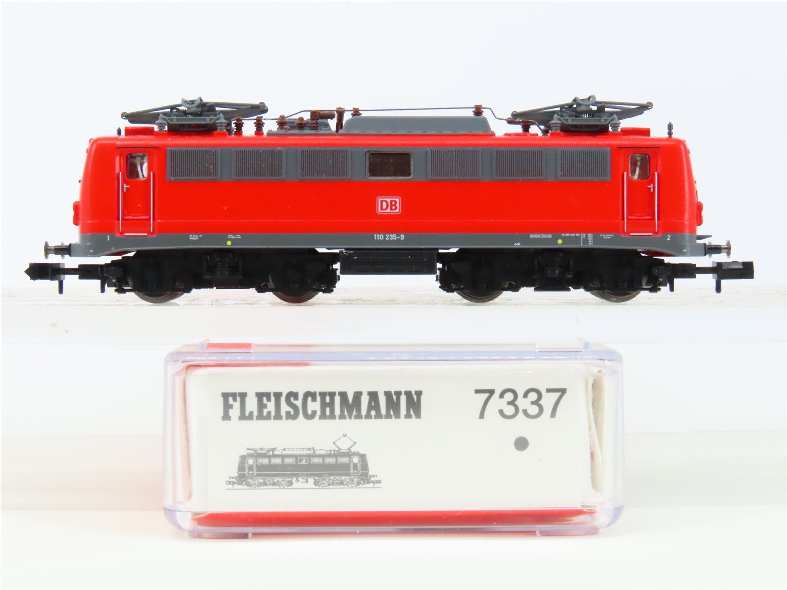 N Scale Fleischmann 7337 DB-AG German BR 110 Electric Locomotive #235-9