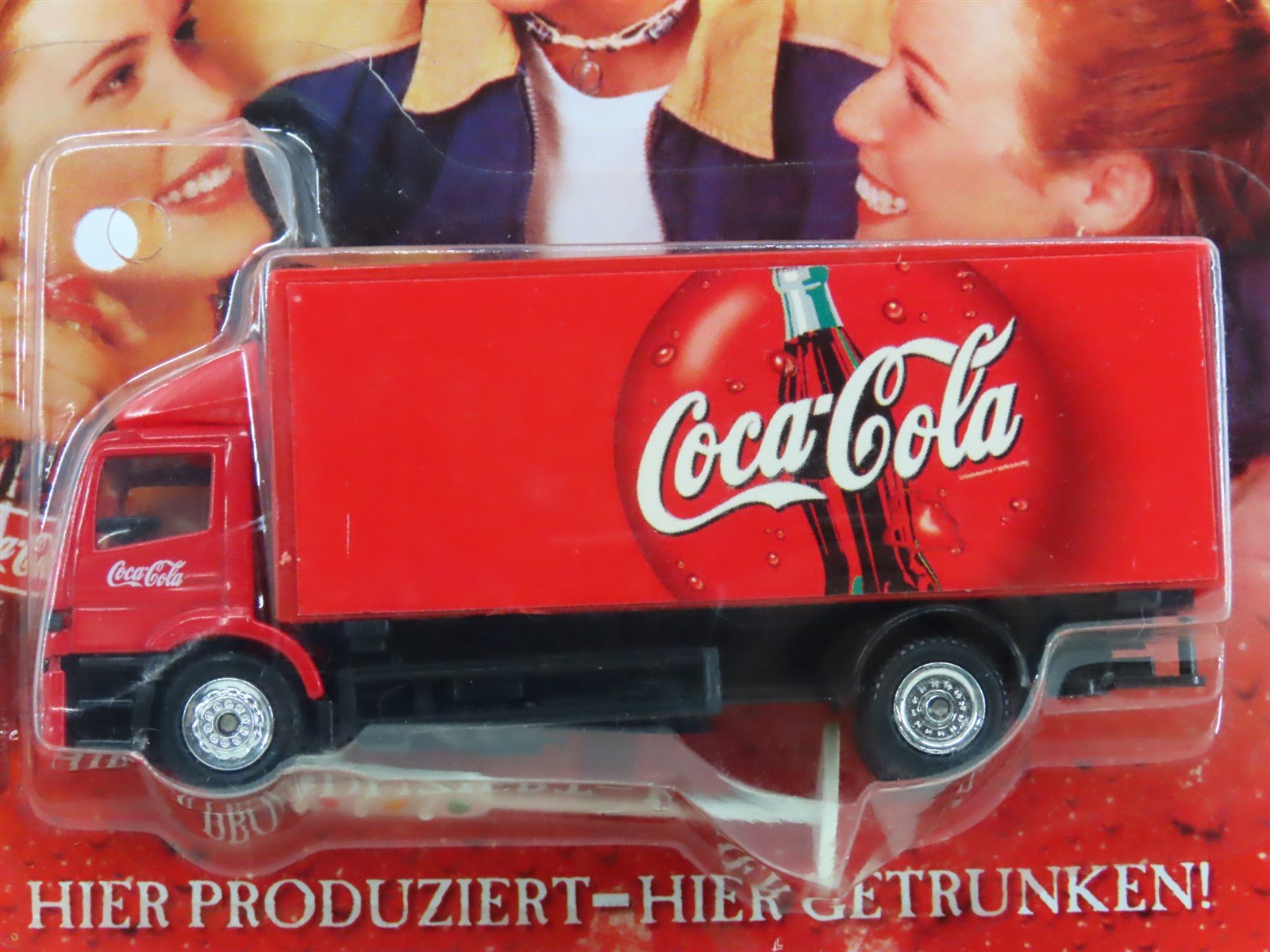 HO Scale High Speed Metal & Plastic Products Coca Cola Delivery Truck