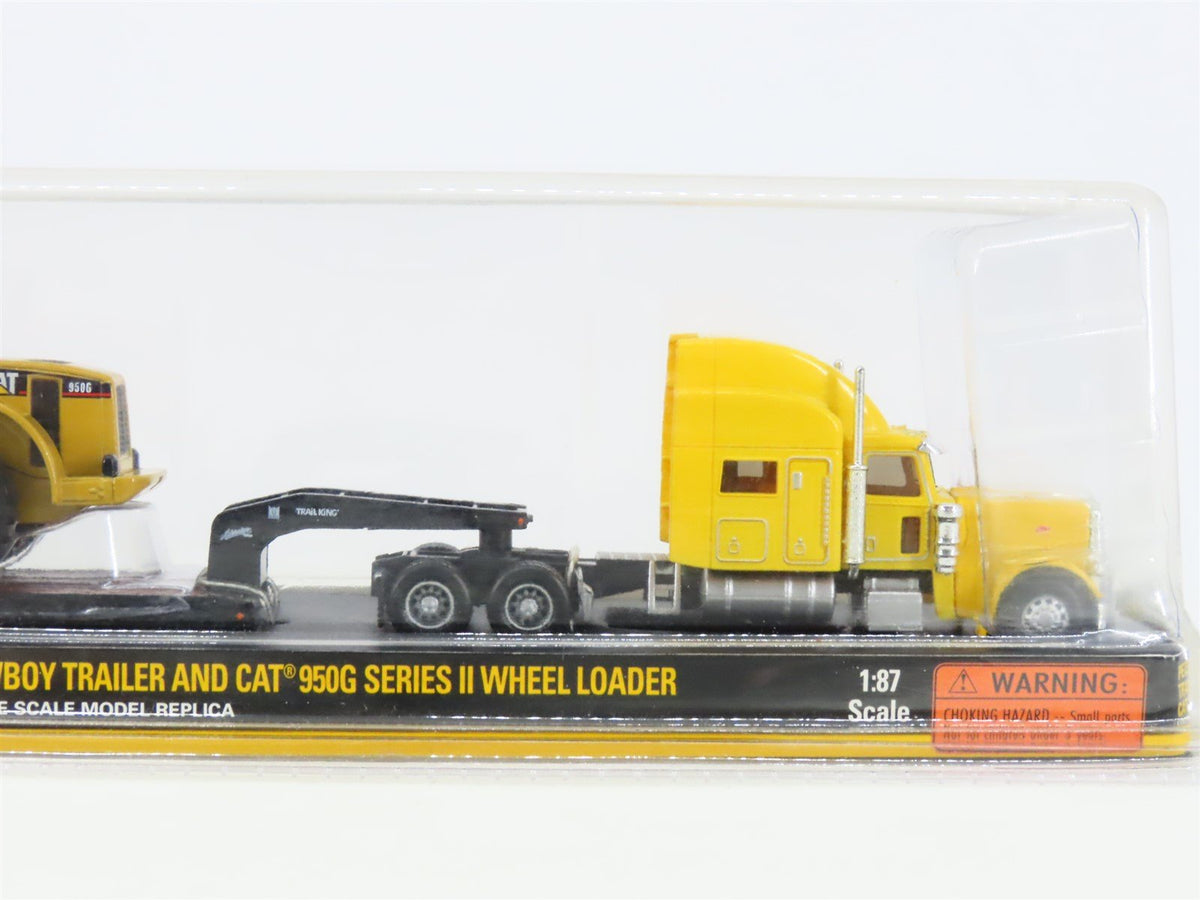 HO Norscot 55417 Peterbilt Model 389 w/ Trail King Trailer &amp; CAT Wheel Loader