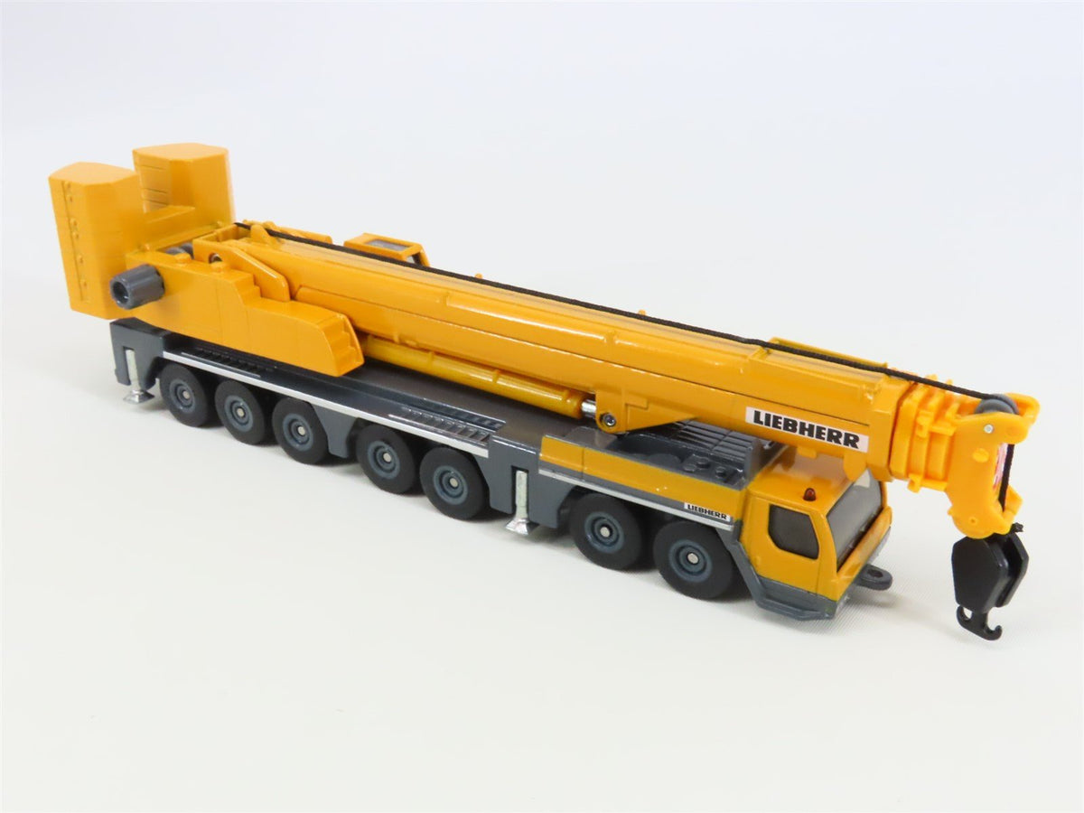 HO Scale Siku Super 1886 Die-Cast Liebherr Mobile Crane