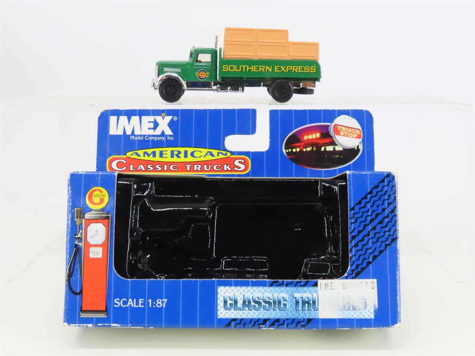HO Scale IMEX Classic Trucks 870013 Die-Cast Southern Express Delivery Truck