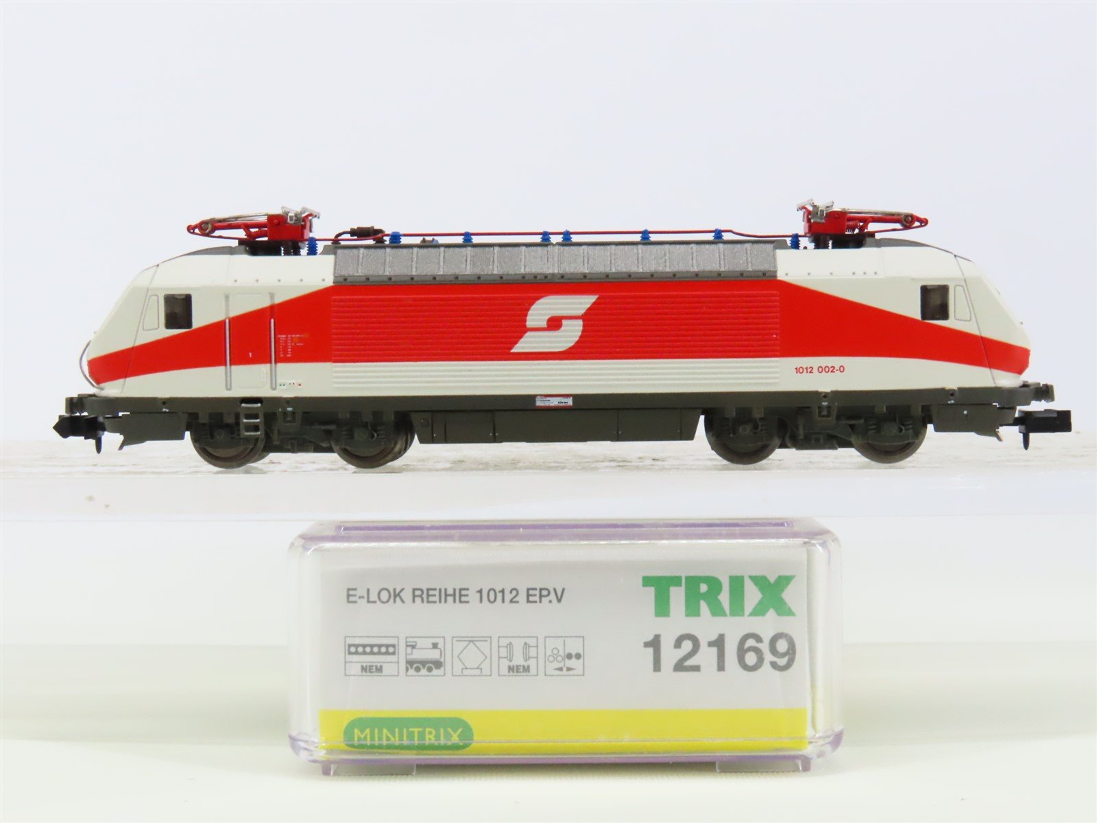 N Minitrix 12169 OBB Austrian Era V Class 1012 Electric #002-0 - DCC Ready