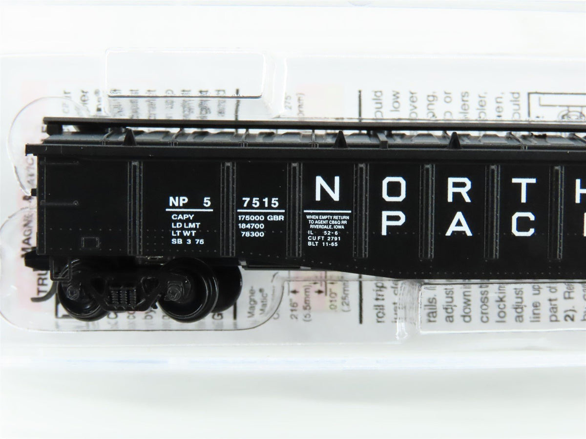 N Scale Micro-Trains MTL 10600140 NP Northern Pacific 50&#39; Covered Gondola #57515