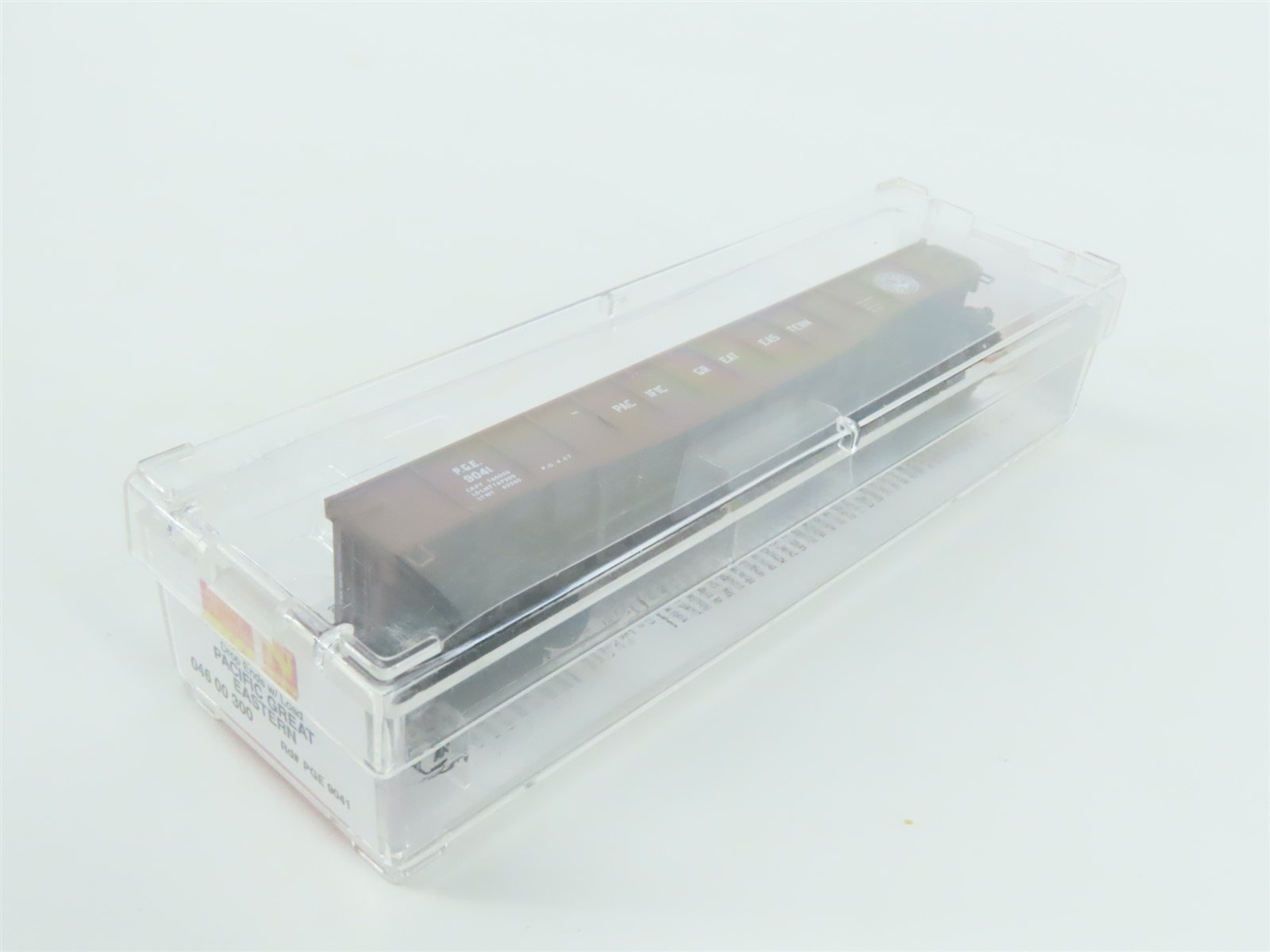 N Micro-Trains MTL 04600300 PGE Pacific Great Eastern 50' Gondola #9041 w/ Load