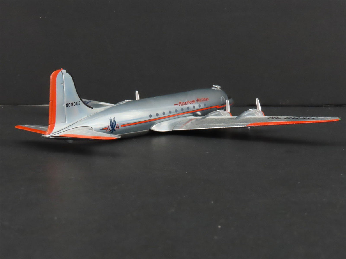 1:200 Hobby Master HL2011 Die-Cast American Airlines Douglas DC-4 Airliner