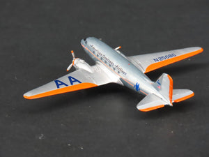 1:400 AeroClassics Die-Cast American Overseas Air Douglas DC-3 Airliner N25686