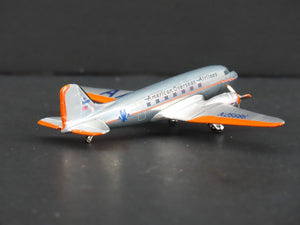 1:400 AeroClassics Die-Cast American Overseas Air Douglas DC-3 Airliner N25686