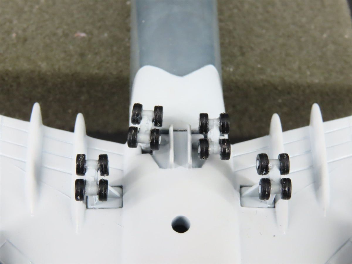 1:400 Dream Jets Die-Cast Cathay Pacific Boeing 747-400 Airliner