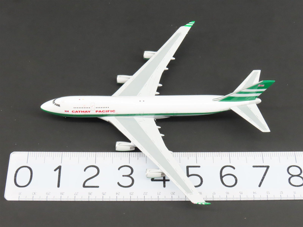 1:400 Dream Jets Die-Cast Cathay Pacific Boeing 747-400 Airliner