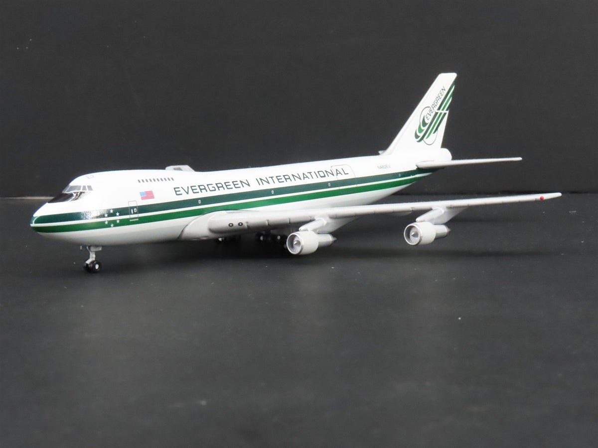 1:400 Gemini Jets GJEIA061 Die-Cast Evergreen International 747-200 Airliner