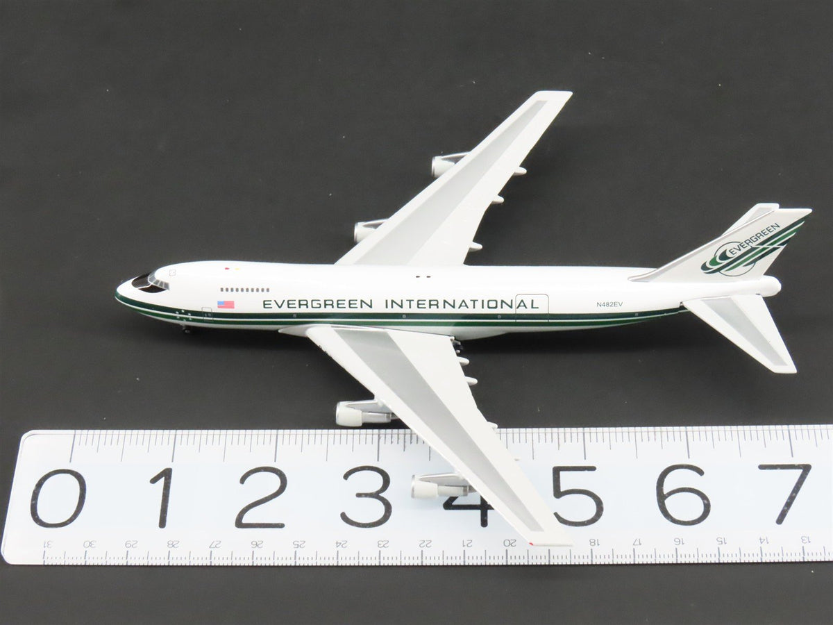 1:400 Gemini Jets GJEIA061 Die-Cast Evergreen International 747-200 Airliner