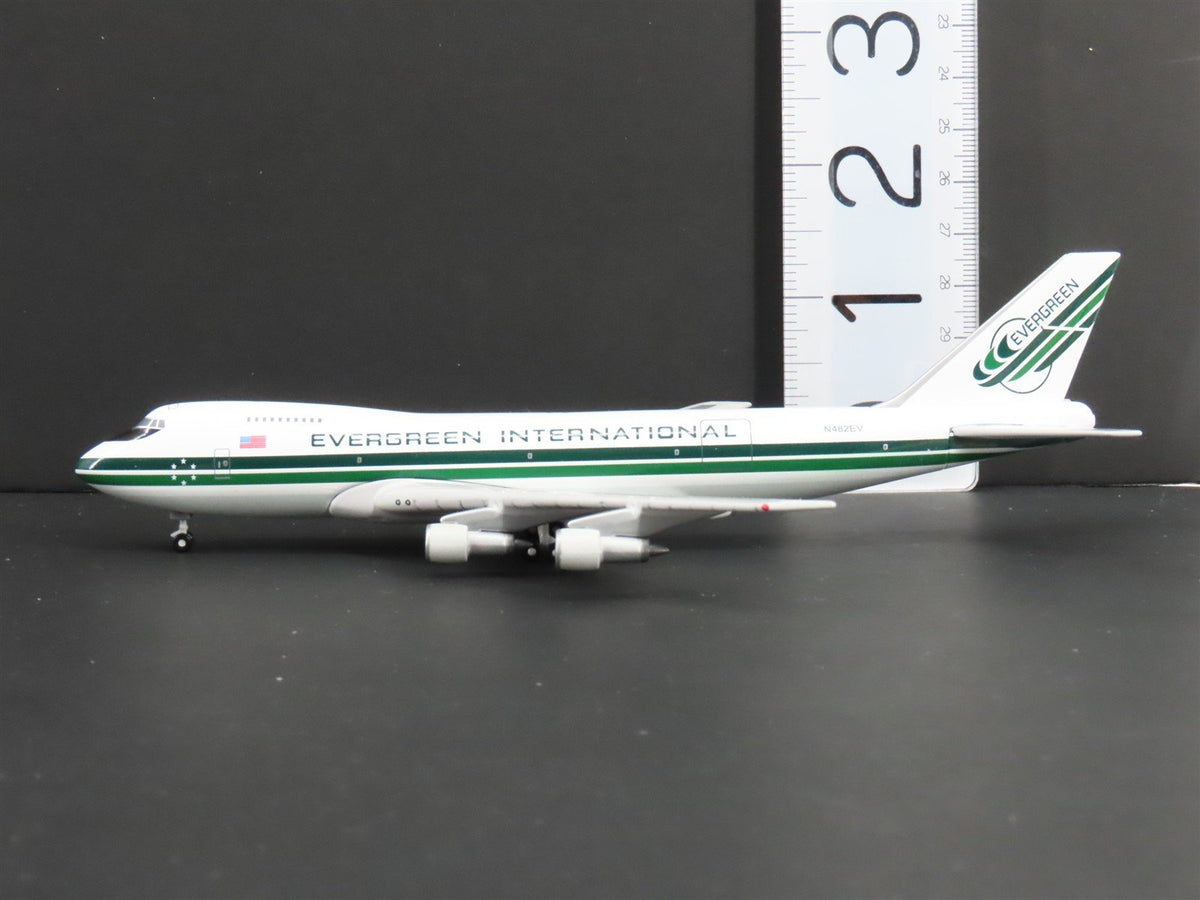 1:400 Gemini Jets GJEIA061 Die-Cast Evergreen International 747-200 Airliner