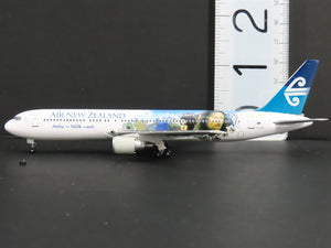 1:400 Super Wings Die-Cast Air New Zealand Lord of the Rings 