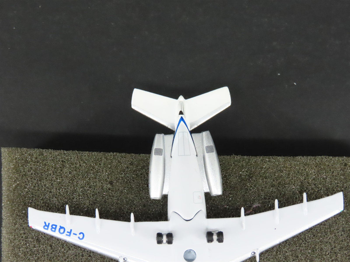 1:400 Scale AeroClassics Die-Cast Quebecair BAC-111-400 Airliner C-FQBR