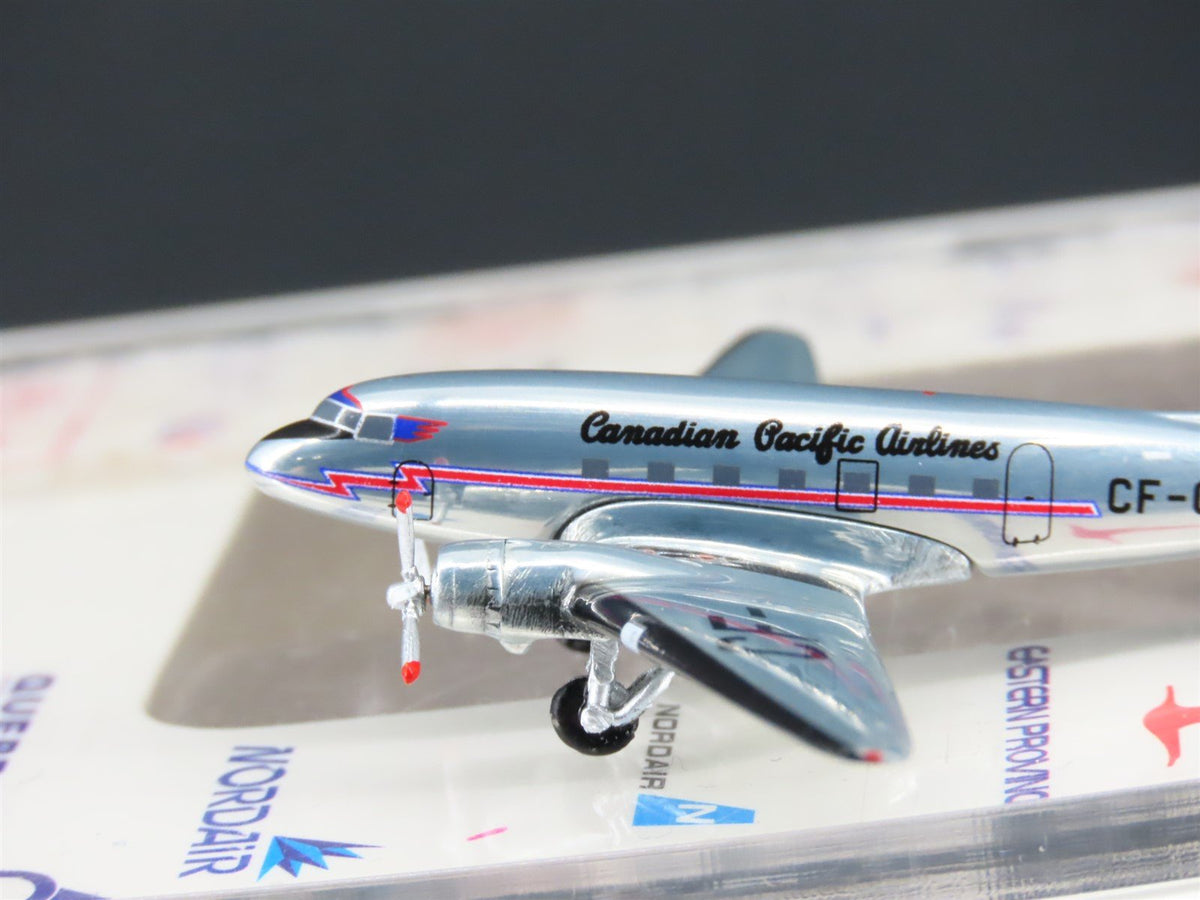 1:400 Scale AeroClassics Die-Cast CP &quot;Polished Livery&quot; Douglas DC-3 CF-CUF