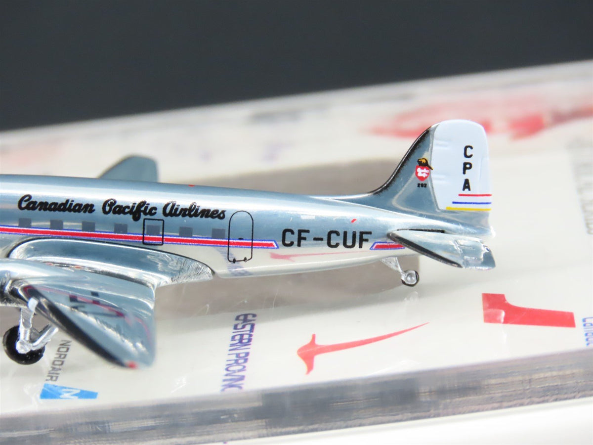 1:400 Scale AeroClassics Die-Cast CP &quot;Polished Livery&quot; Douglas DC-3 CF-CUF